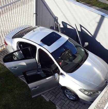 RENAULT FLUENCE 2.0 DYNAMIQUE 16V FLEX 4P AUTOMÁTICO